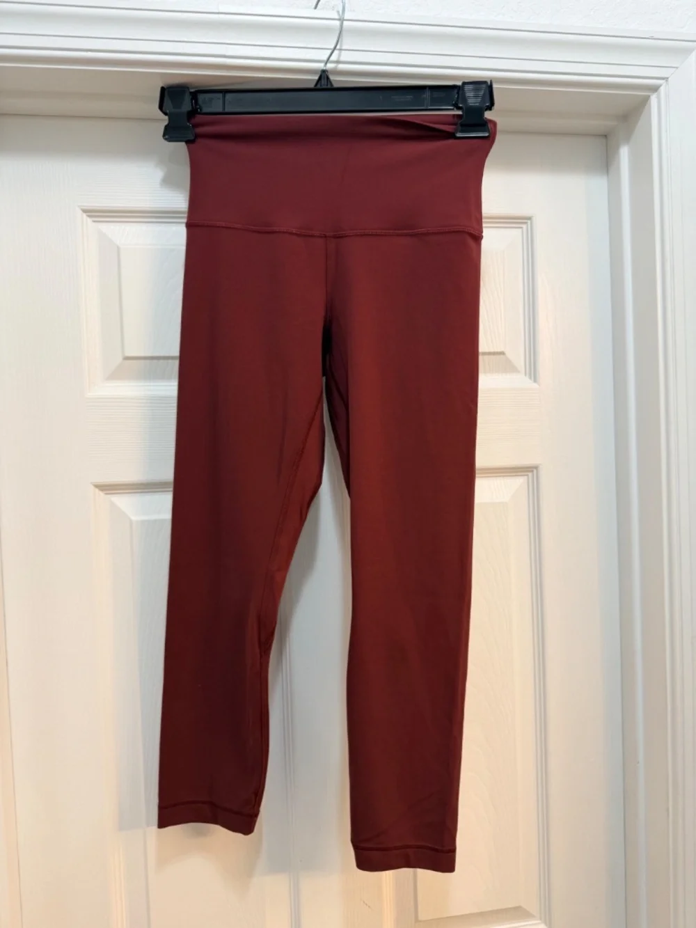 Lululemon Chocolate Brown‎ High Rise Cropped Leggings Size 2-4 Yoga Athleisure